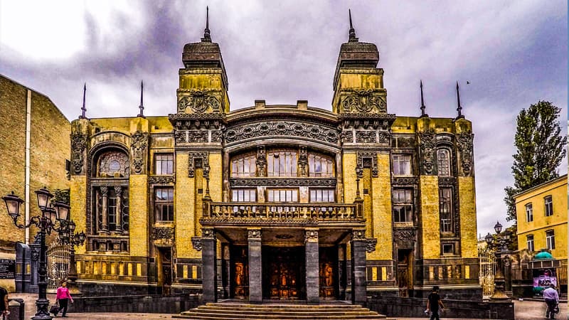 Opera və Balet Teatrında bu ay nələr var?