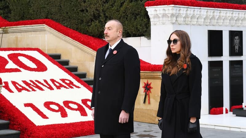 Prezident və birinci xanım Şəhidlər xiyabanını ziyarət etdi (YENİLƏNİB)