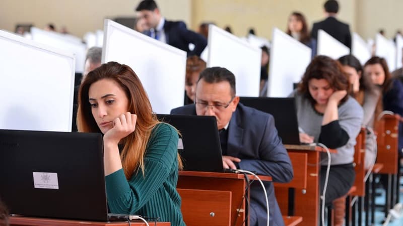 Dövlət qulluğuna imtahanın məbləği: deputat “çox deyil” deyir, ekspert isə...