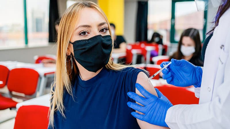 Ölkədə vurulan vaksinlərin ümumi sayı 12 milyonu keçdi