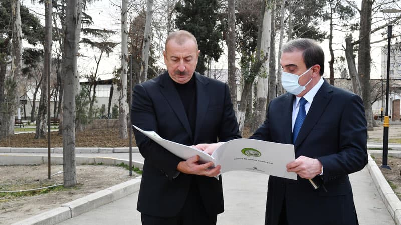 Prezident Gəncə Memorial Kompleksinin təməlini qoydu (FOTOLAR)
