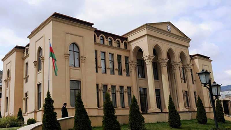 Səfirlikdən saxta yollarla Azərbaycana keçmək istəyənlərə xəbərdarlıq