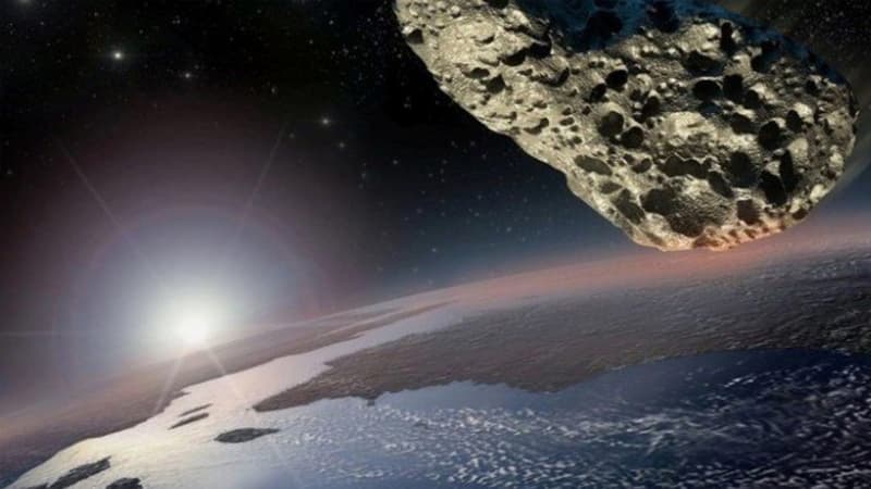 NASA: Yerə Eyfeldən dörd dəfə böyük təhlükəli asteroid yaxınlaşır