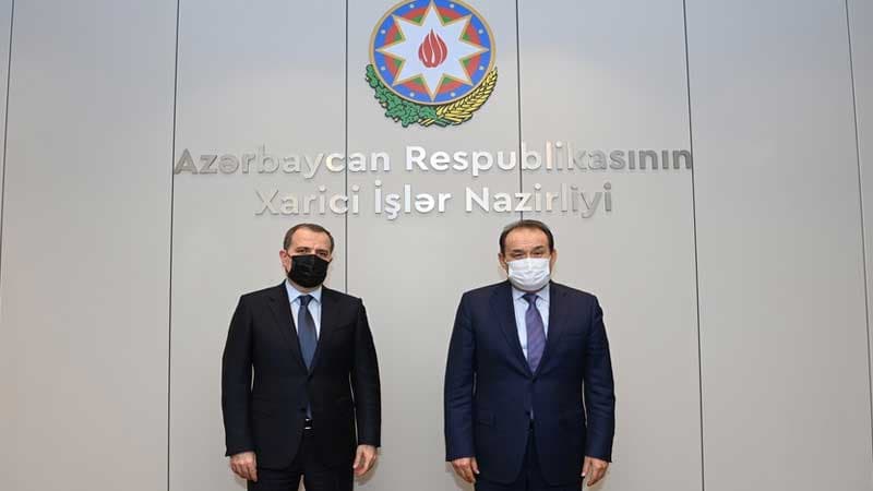 Ceyhun Bayramov Bağdad Amreyev ilə görüşdü