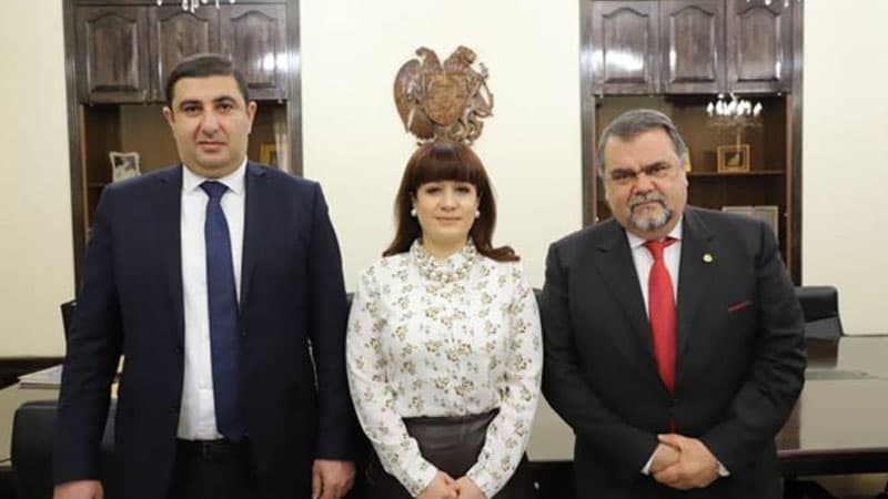 Özbəkistan Hayastanla qardaşlaşır: Bəs Türk Dövlətləri Təşkilatı?..