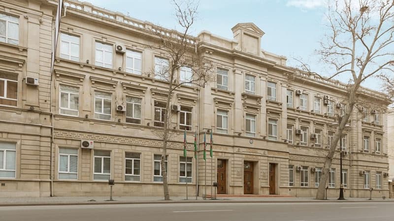 Nazirlikdən TIR sürücülərinin etirazına münasibət
