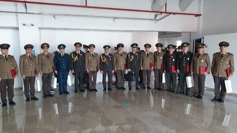 Azərbaycanın 14 hərbçisi Türkiyədə təlim kursunu bitirdi (FOTO)