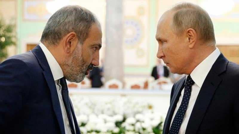 Putin Paşinyanla üçtərəfli bəyanatlara bağlı müzakirə apardı və onu Rusiyaya rəsmi səfərə dəvət etdi