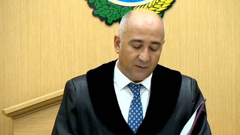 Jurnalistlər generalın məhkəməsinə buraxılmadı - Hakimdən rəsmi cavab (FOTO)