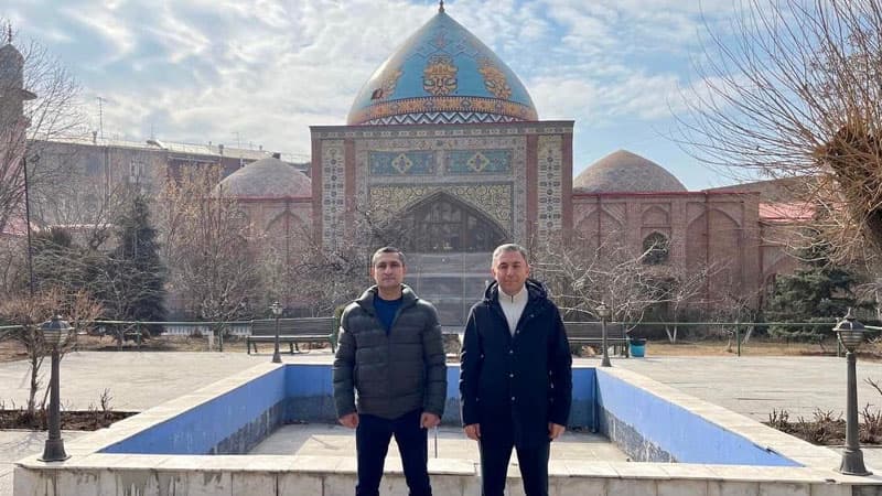 Azərbaycanlı deputatlar İrəvandakı Göy məsciddə (FOTO/VİDEO)