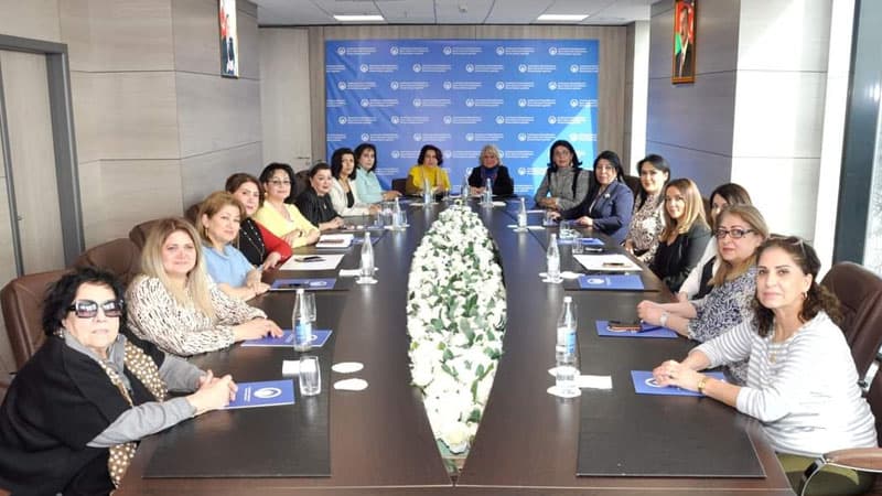 "Gender əsaslı zorakılıqlara qarşı mübarizədə QHT-lərin rolu" mövzusunda görüş keçirildi (FOTO)