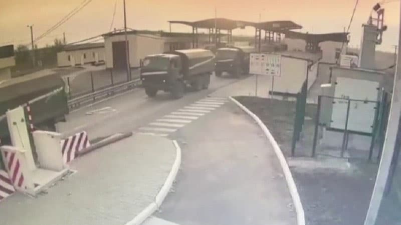 Ukrayna DSX: Rusiya ordusu Xarkov vilayətinə daxil oldu (VİDEO)