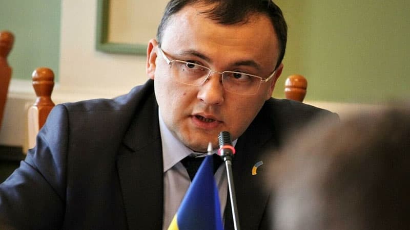 Ukrayna səfiri: “Hazırda əlində silah tuta bilən hər kəs orduya yazılır"