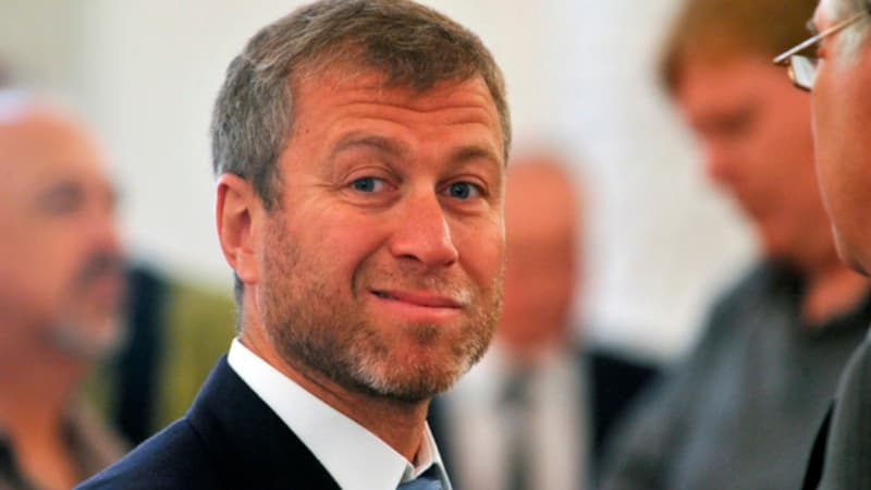The Sun: Ukraynaya görə Abramoviçə Britaniyada yaşamaq qadağan edildi