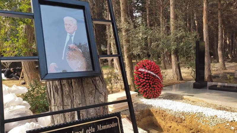 Xalq artisti dəfn olundu (FOTO/YENİLƏNİB)