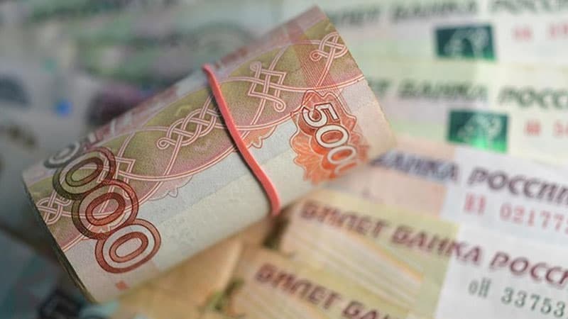 Azərbaycanda Rusiya rublunun məzənnəsi 22% azaldıldı
