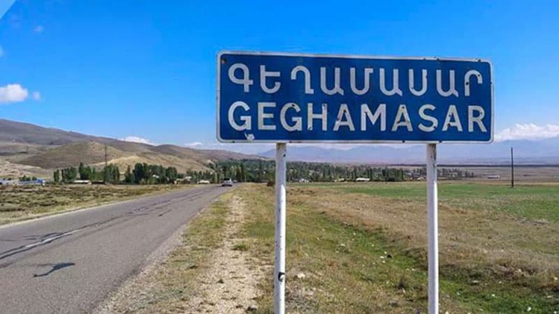 Ermənilər sərhədyanı kəndləri tərk edir - Qeqamasar meri buna görə İrəvanı ittiham edir