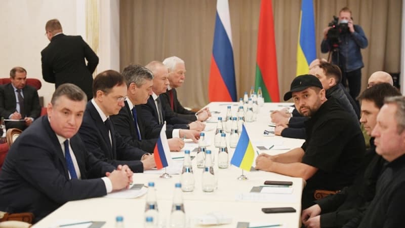 Moskva Kiyevlə danışıqlarda taktiki dəyişiklik edir?