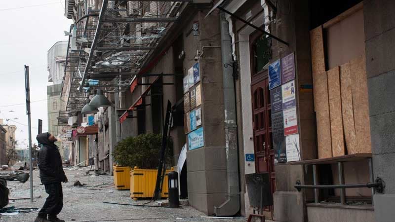 Borrell: Rusiya müharibəni barbar şəkildə aparır