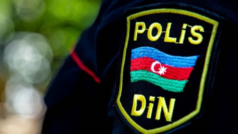 Silah oğurlayan sabiq polislərə hökm oxundu