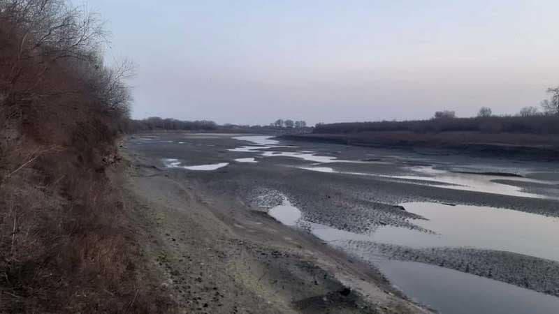 Kürdə su böhranı davam edir (FOTO)
