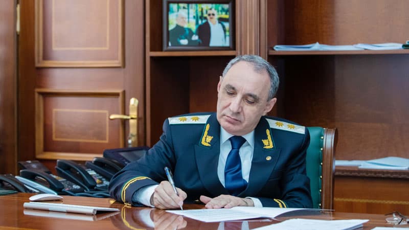 Məşhur prokuror Tariyel Qurbanov işdən çıxarıldı (FOTO)