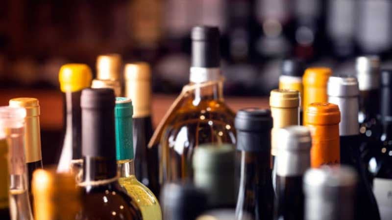 Ölkəyə gətirilən alkoqollu içkilərin aksiz dərəcəsi artırıldı