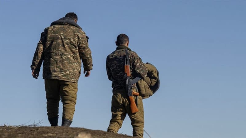 Ermənistanda hərbi hissədə dava: Biri yaralandı, biri intihar etdi