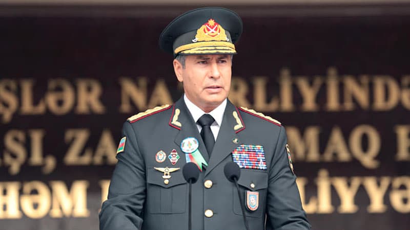 Vilayət Eyvazov rəisi təqaüdə göndərdi