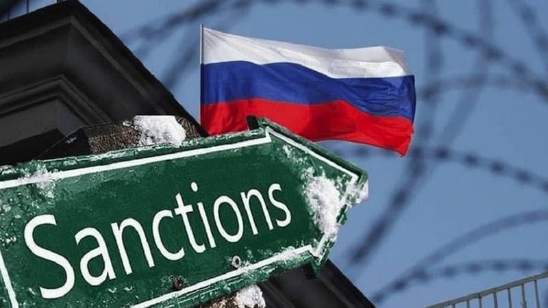 Britaniya rus bankirlərə, Rusiya və Belarusdan olan onlarla şirkətə sanksiya tətbiq etdi