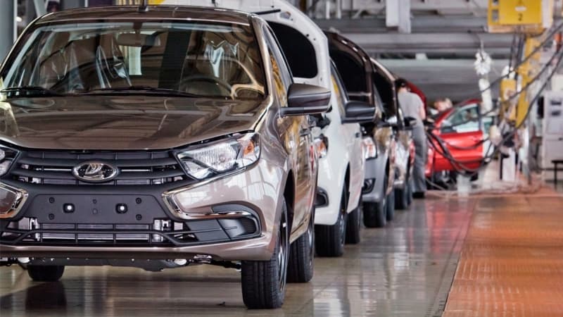 Rusiya sənayesinin çöküşü başlayır: AvtoVAZ yeni iş rejiminə keçdi