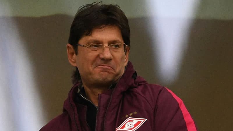 Rus oliqarx sərvətinin 99 faizini itirdi, məşhur klubu satışa çıxarır