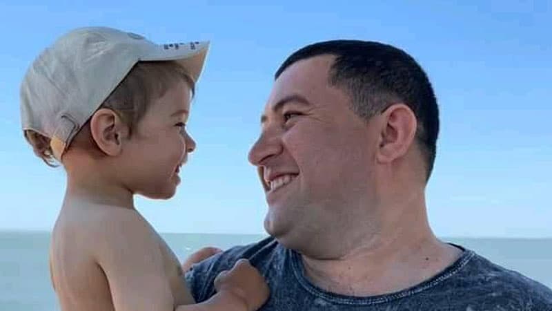 Ukrayna polisinin nümunəvi azərbaycanlı zabiti ailəsi ilə birlikdə itkin düşüb (FOTO)