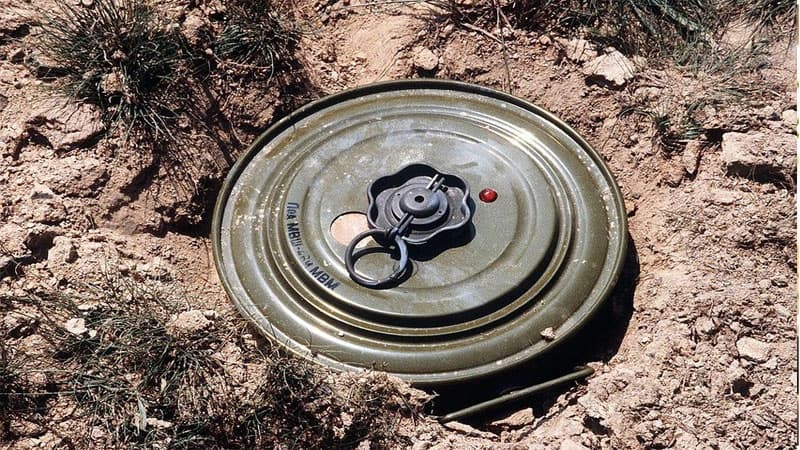 Türkiyənin Bolqarıstanla sərhədində mina tapıldı