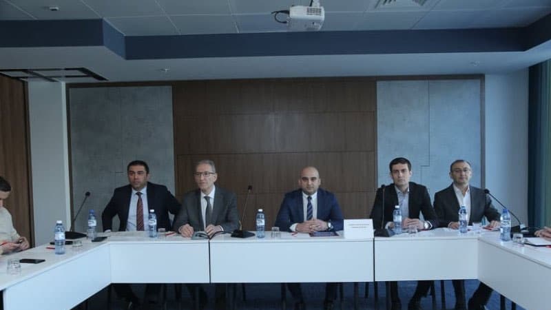 Elektrik mühərrikli nəqliyyat vasitələrinin idxalı zamanı heç bir ödəniş tətbiq olunmayacaq (FOTO)