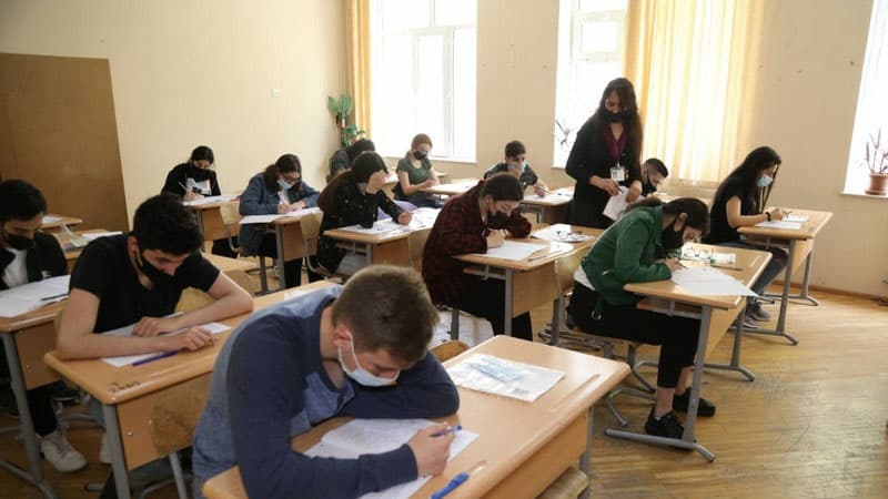 DİM 26 mindən artıq abituriyent üçün qəbul imtahanı keçirəcək