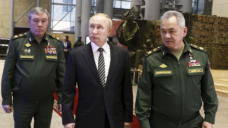 Putinin səhvi, Şoyqunun təcrübəsizliyi, Gerasimovun ləkələnən reputasiyası - Amerikalı tarixçi yazır