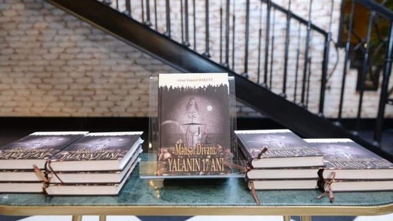 “Məhşər divanı: Yalanın 17 anı”: Fəlsəfə doktoru sənədli romanının təqdimatını keçirdi (FOTOLAR)