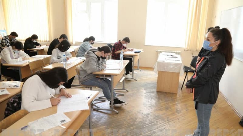 13 nəfərin nəticəsi ləğv olunub, iki nəfər maksimal bal toplayıb