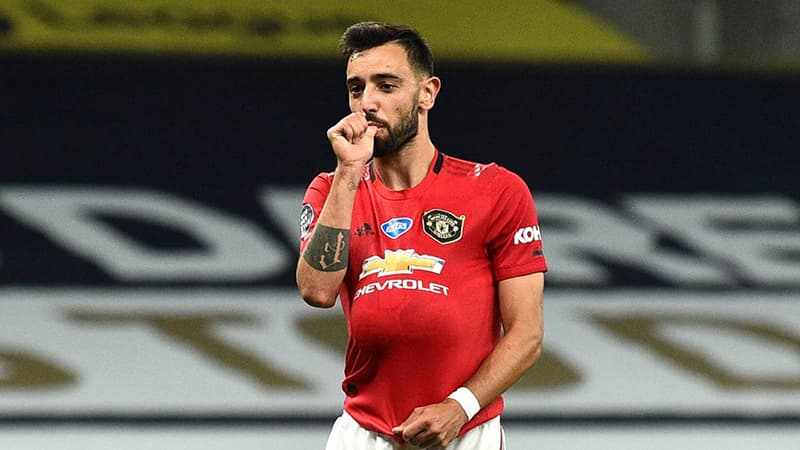 "Mançester Yunayted" futbolçusu ilə müqaviləni yenilədi