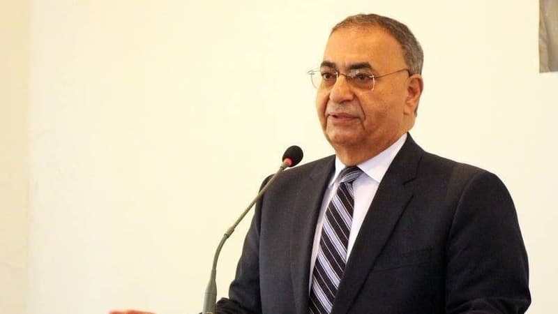 Asim Mollazadə MM-ə Abşeron yarımadasında radiasiya saçan göllərlə bağlı təkliflər verib
