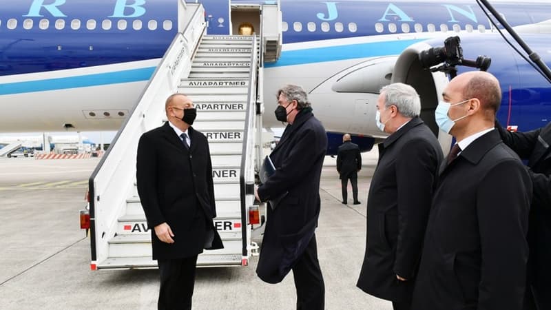 Prezident Brüsselə yollandı (FOTOLAR)