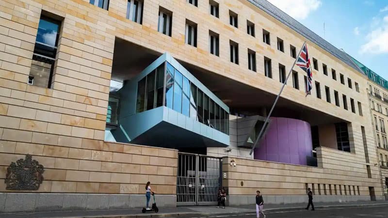 İngiltərə səfirliyinin mühafizəçisi Rusiyanın casusu imiş