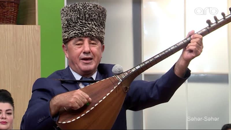 Aşıq Əhliman: “Relsə düşmüşəm, yavaş-yavaş üzü bu yana gəlirəm”