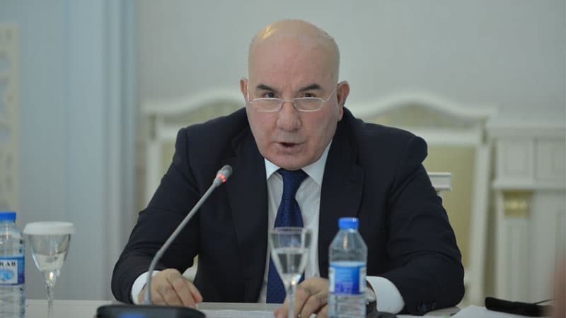 Elman Rüstəmova yeni vəzifə verildi