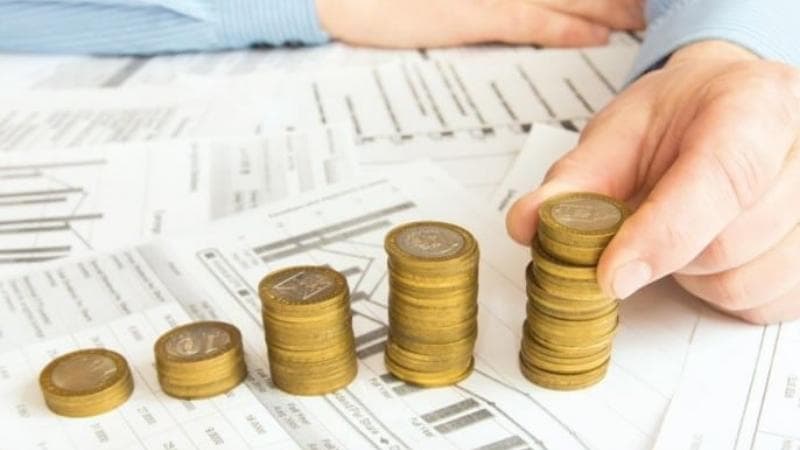 Azərbaycan bu il nə qədər borc qaytarıb?