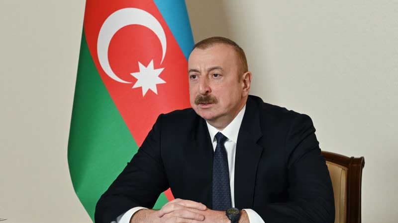 İlham Əliyev birinci rübün yekunlarına həsr olunan müşavirədən paylaşımlar etdi (FOTO)