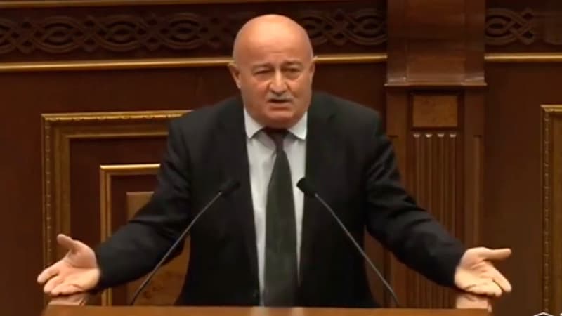 "Azərbaycan və Türkiyə ilə pomidor müharibəsinə hazırlaşaq" - Erməni deputat