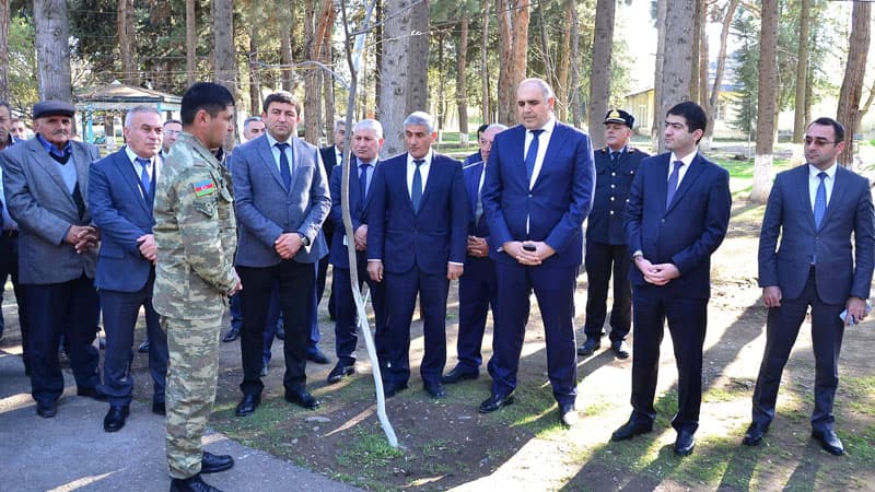 Seymur Orucov Göycəli kəndində səyyar qəbulu keçirdi (FOTOLAR)