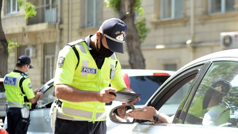 Pandemiya dövründə quralşdırılan karantin postları sökülür